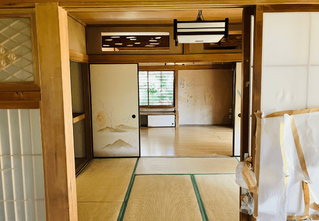 二間続きの部屋